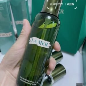 💹80✍️明通版本/250ml
海蓝之谜精粹水明通版250ml 独家私模 细节全对版 味道对香 市面最高版本 非流通普货 正品质量直供 支持对比 配中文标 打10 件20