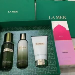 💹200✍️明通版本
顶级质量,明通版本,全对版细节✔️海蓝精粹水乳洗面奶三件套明通版!