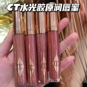 💹30✍️专柜版本
认准对版质量✔️CT水光胶原润唇蜜!色号:
walkofnoshame吻痕
pillowtalk枕边话
rosy glow光沁玫瑰
pillowtalkmedium枕边话中粉色
PilowTalkDeep
Peachyplump
RefresnRose
PillowTalkFair