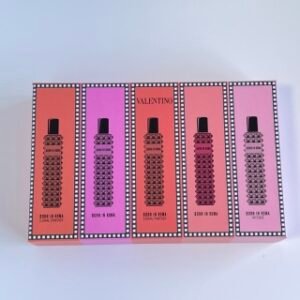 💹55✍️普通版本
T3465华伦天奴明星随行香五件套/试管五件套！内含：15ml*5带喷头！