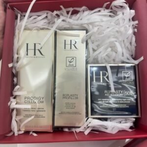 💹335✍️明通版本
HR赫莲娜小针管马年限定礼盒三件套.配手提袋.包含:黑绷带50px50ml+新款小露珠水200ml+小针管精华50ml.对版对味.官网同步.产品都是明通版.可冲正.独家货源.到货不多!