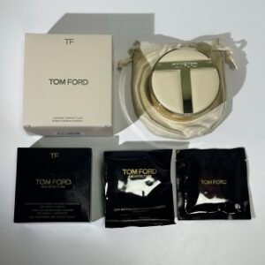 💹45✍️专柜版本
TF禁忌香草气垫12g 色号:0.4,0.6,0.7。
