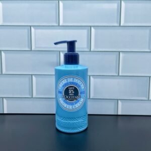 💹32✍️专柜版本
欧舒丹乳木果沐浴乳250ml 配中文标 打12 件48