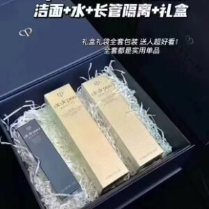 💹150✍️明通版本
明通版cpb明星护肤水三件套礼盒装.配手提袋.包含:cpb洗面奶125ml(滋润型/清爽型可选.默认滋润型)+cpb光彩焕颜精华水滋润170ml+cpb长管隔离37ml.对版对味.官网同步.独家货源.不出市场.代理放心推.可配中文标.需要下单备注!
