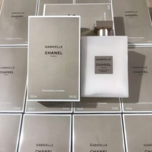 💹60✍️专柜版本
香奈儿嘉柏丽尔身体喷雾150ml 独家私模 细节全对版 味道对香 市面最高版本 非流通普货 正品质量直供 支持对比 配中文标 打12 件48