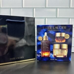 💹140✍️明通版本
雅诗兰黛挚爱三件套明通版 小棕瓶特润精华100ml 抗蓝光眼霜15ml 智妍面霜清爽型75ml 细节全对版 味道对香 市面最高版本 非流通普货 正品质量直供 支持对比 配礼袋+中文标 打10 件20