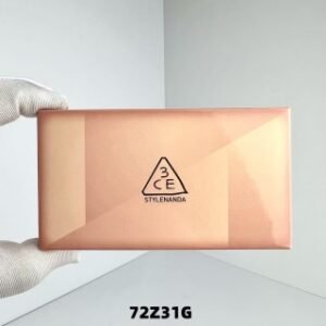 💹33✍️专柜版本
3CE叠叠乐眼影 7.5g🔜72Z31G编码✔️5⃣️色:
01#ROSY HIP 玫瑰果色
02#PINK SODA 绯色苏打
03#PINK HAZE 冷雾藕粉
04#MAUVE CHIC 摩登藤紫
05#NUTTY BROWN 坚果摩卡色