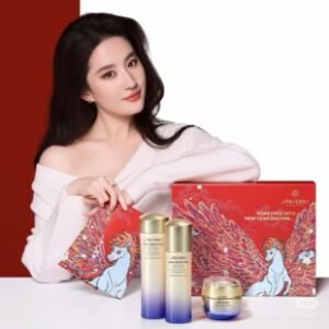 💹195✍️明通版本
资生堂悦薇水乳面霜马年限定礼盒三件套.配手提袋.包含:悦薇水150ml+悦薇乳100ml+悦薇面霜50ml.官网同步.对版对味.市场独家货源.现货不多.卖完等下批.可冲正.(水乳清爽滋润可选.默认滋润)