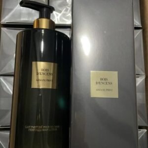 💹50✍️专柜版本
阿玛尼熏香身体乳400ml
阿玛尼熏香沐浴露400ml
配中文标 打12 件36
