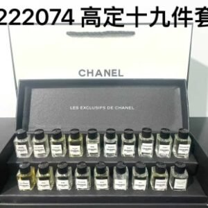 💹125✍️专柜版本
香奈儿高定十九件套  配礼袋  件48