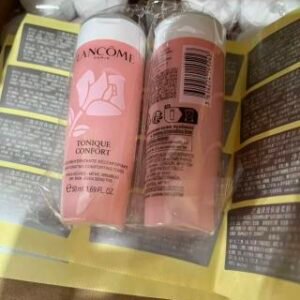💹18✍️明通版本/小样50ml
新版兰蔻粉水50ml小样 件192支 配中文标 现货