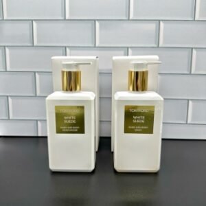 💹50✍️专柜版本
TF白麝香/暗麝心魄身体乳240ml
TF白麝香/暗麝心魄沐浴露240ml
配中文标 打12 件48