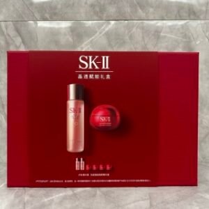 💹210✍️明通版本
SK晶透赋能二拖六套装.内含：大红瓶面霜 80mlx1+大红瓶面霜15mlx4+神仙水230mlx1+神仙水30mlx2.