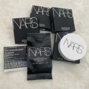 💹50✍️明通版本
Nars超水光气垫11g！带替换装。色号：SEOUL#瓷白色，DEAUVILLE自然色。
细节全对版，0售后，冲正无压力，支持官网正品对比，配中文标，认准批号：5299，最新日期：2028年10月✔️