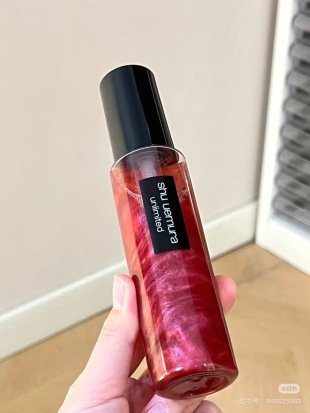 💹38✍️专柜版本
植村秀元气小红喷定妆喷雾100ml!