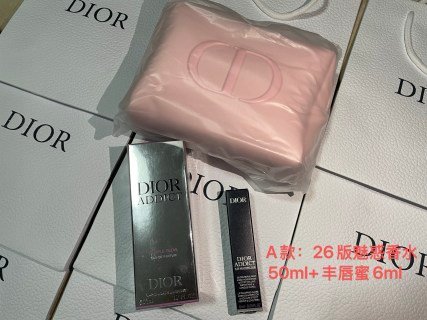 💹90✍️专柜版本/A款
💹95✍️专柜版本/B款-C款
26新款 迪奥魅惑彩妆旅行包两件套,现货款式:
A款:26版魅惑香水50ml(默认紫魅惑,可自选味道)+丰唇蜜6ml(默认色038,可自选色号)
B款:26版魅惑香水50ml (默认紫魅惑,可自选味道) +变色唇膏3.2g(默认色001,可自选色号)
C款:26版魅惑香水50ml(默认紫魅惑,可自选味道)+唇油6ml(默认色012,可自选色号)