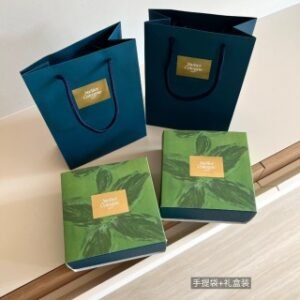 💹68✍️专柜版本
欧珑 车载香薰 金色限量版1.4g,现货味道:乌龙茶/无极乌龙